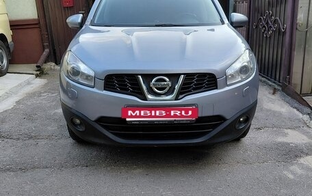 Nissan Qashqai, 2010 год, 980 000 рублей, 2 фотография