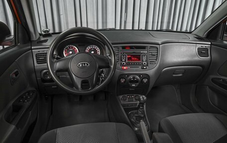KIA Rio III рестайлинг, 2013 год, 698 000 рублей, 6 фотография