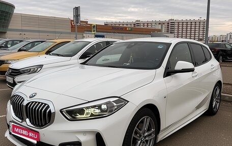 BMW 1 серия, 2020 год, 2 590 000 рублей, 3 фотография