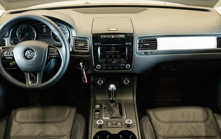 Volkswagen Touareg III, 2014 год, 2 500 000 рублей, 5 фотография