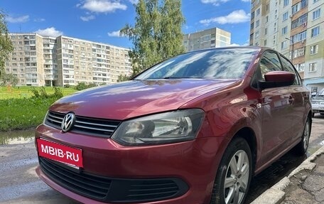 Volkswagen Polo VI (EU Market), 2012 год, 660 000 рублей, 1 фотография