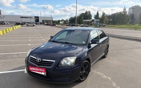Toyota Avensis III рестайлинг, 2008 год, 700 000 рублей, 2 фотография