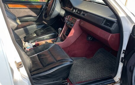 Mercedes-Benz W124, 1988 год, 75 000 рублей, 5 фотография