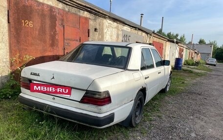 Mercedes-Benz W124, 1988 год, 75 000 рублей, 3 фотография