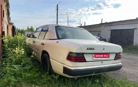 Mercedes-Benz W124, 1988 год, 75 000 рублей, 4 фотография