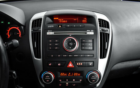 KIA cee'd I рестайлинг, 2011 год, 635 000 рублей, 16 фотография