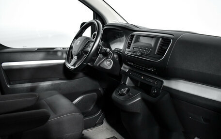 Peugeot Traveller I, 2020 год, 2 390 000 рублей, 14 фотография