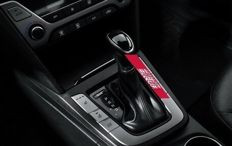 Hyundai Elantra VI рестайлинг, 2018 год, 1 590 000 рублей, 11 фотография