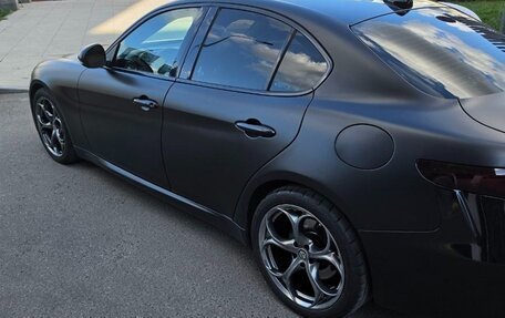 Alfa Romeo Giulia II, 2017 год, 2 250 000 рублей, 8 фотография