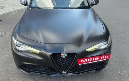 Alfa Romeo Giulia II, 2017 год, 2 250 000 рублей, 10 фотография