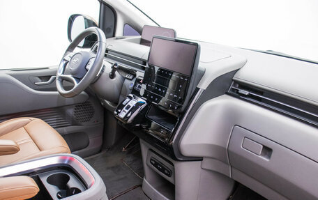 Hyundai Staria, 2021 год, 4 769 000 рублей, 8 фотография