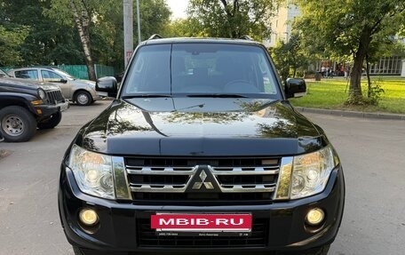Mitsubishi Pajero IV, 2012 год, 1 845 000 рублей, 2 фотография