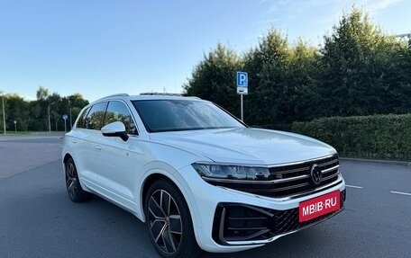 Volkswagen Touareg III, 2024 год, 12 400 000 рублей, 2 фотография