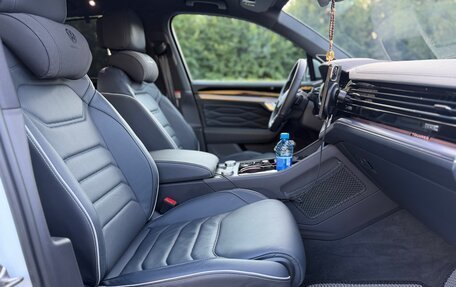 Volkswagen Touareg III, 2024 год, 12 400 000 рублей, 16 фотография