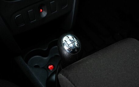 Renault Logan II, 2015 год, 655 000 рублей, 9 фотография