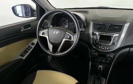Hyundai Solaris II рестайлинг, 2016 год, 1 140 000 рублей, 12 фотография