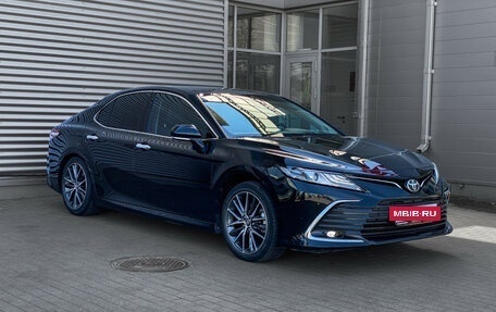 Toyota Camry, 2023 год, 3 790 000 рублей, 3 фотография