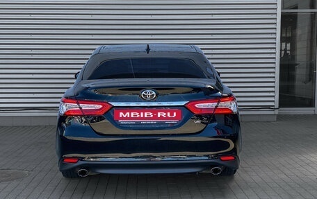 Toyota Camry, 2023 год, 3 790 000 рублей, 7 фотография