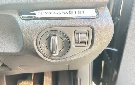 Volkswagen Sharan II, 2016 год, 1 950 000 рублей, 10 фотография