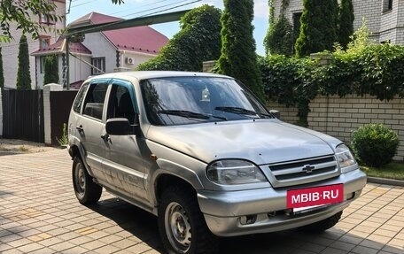 Chevrolet Niva I рестайлинг, 2005 год, 165 000 рублей, 2 фотография