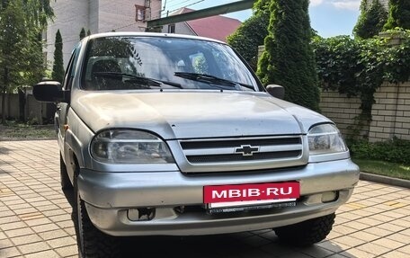 Chevrolet Niva I рестайлинг, 2005 год, 165 000 рублей, 3 фотография