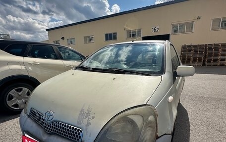 Toyota Yaris I рестайлинг, 2000 год, 199 999 рублей, 3 фотография