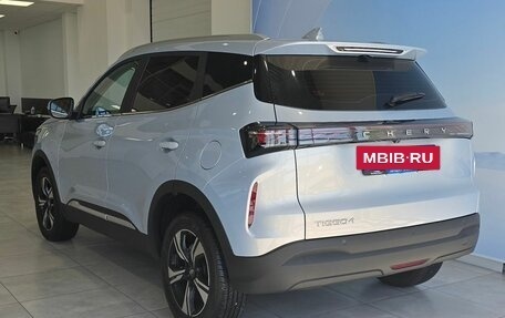 Chery Tiggo 4 I рестайлинг, 2025 год, 1 999 000 рублей, 5 фотография
