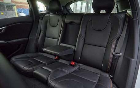 Volvo V40 Cross Country I, 2017 год, 1 780 000 рублей, 11 фотография