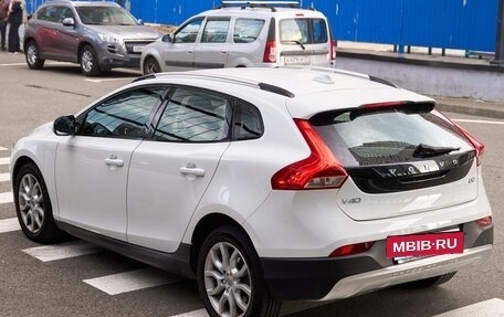 Volvo V40 Cross Country I, 2017 год, 1 780 000 рублей, 4 фотография