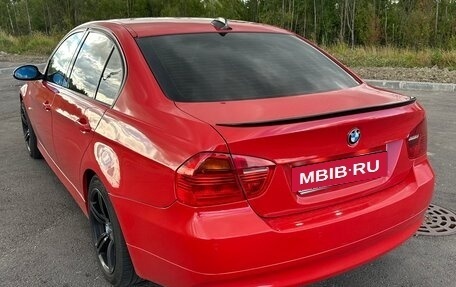 BMW 3 серия, 2007 год, 900 000 рублей, 13 фотография