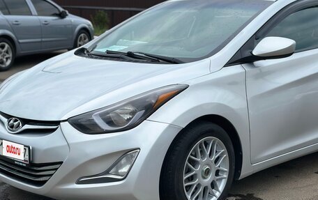 Hyundai Elantra V, 2015 год, 990 000 рублей, 2 фотография