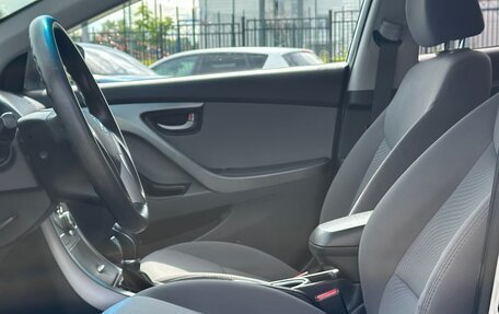Hyundai Elantra V, 2015 год, 990 000 рублей, 9 фотография