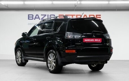 Mitsubishi Outlander III рестайлинг 3, 2011 год, 1 050 000 рублей, 8 фотография