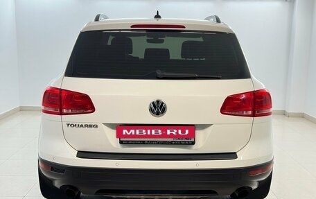 Volkswagen Touareg III, 2016 год, 3 090 000 рублей, 3 фотография