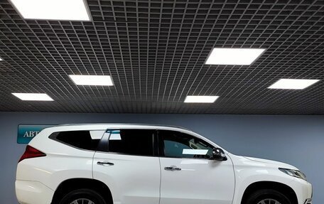 Mitsubishi Pajero Sport III рестайлинг, 2018 год, 2 699 000 рублей, 4 фотография