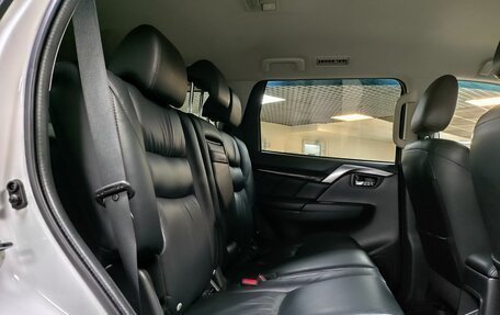 Mitsubishi Pajero Sport III рестайлинг, 2018 год, 2 699 000 рублей, 14 фотография