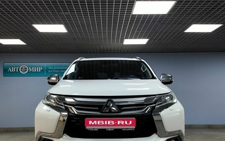 Mitsubishi Pajero Sport III рестайлинг, 2018 год, 2 699 000 рублей, 2 фотография