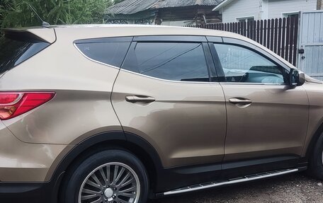 Hyundai Santa Fe III рестайлинг, 2013 год, 1 700 000 рублей, 10 фотография