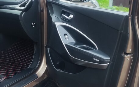 Hyundai Santa Fe III рестайлинг, 2013 год, 1 700 000 рублей, 13 фотография