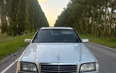 Mercedes-Benz C-Класс, 1996 год, 350 000 рублей, 5 фотография