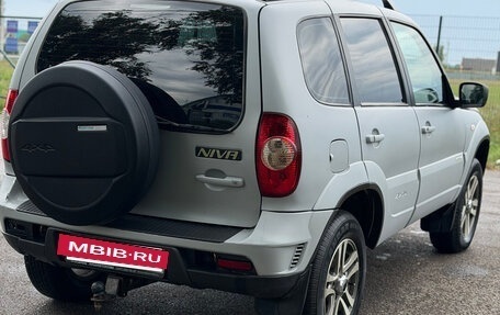 Chevrolet Niva I рестайлинг, 2012 год, 700 000 рублей, 7 фотография