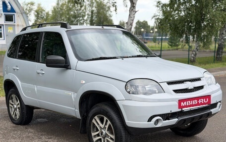 Chevrolet Niva I рестайлинг, 2012 год, 700 000 рублей, 2 фотография