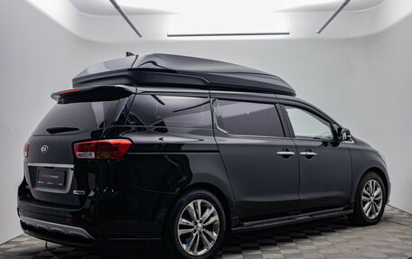 KIA Carnival III, 2016 год, 2 410 000 рублей, 4 фотография