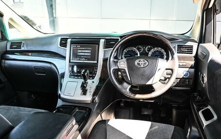 Toyota Vellfire I, 2013 год, 1 844 000 рублей, 6 фотография