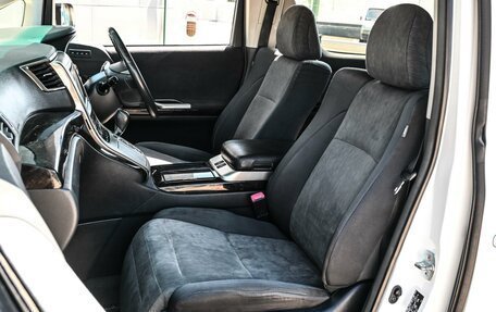 Toyota Vellfire I, 2013 год, 1 844 000 рублей, 8 фотография