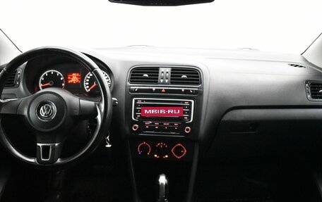 Volkswagen Polo VI (EU Market), 2014 год, 860 000 рублей, 5 фотография