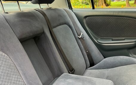 Toyota Avensis III рестайлинг, 2000 год, 460 000 рублей, 25 фотография
