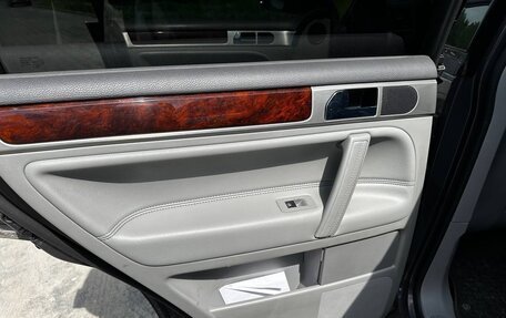 Volkswagen Touareg III, 2009 год, 1 290 000 рублей, 5 фотография