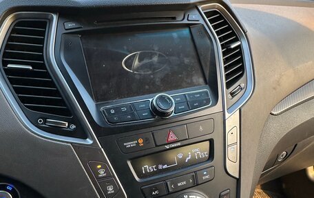 Hyundai Santa Fe III рестайлинг, 2016 год, 1 910 000 рублей, 10 фотография
