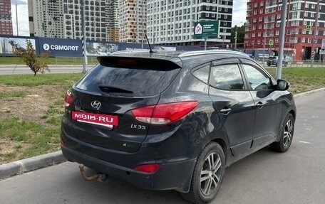 Hyundai ix35 I рестайлинг, 2010 год, 1 000 000 рублей, 4 фотография